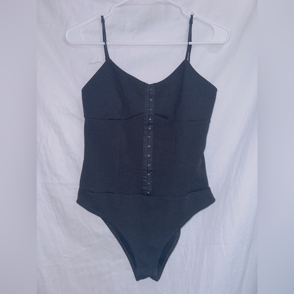 Madi Mase NWT Black Sleeveless Button Up Bodysuit size large